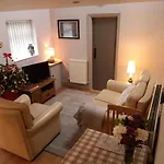 Lodge Lakeside